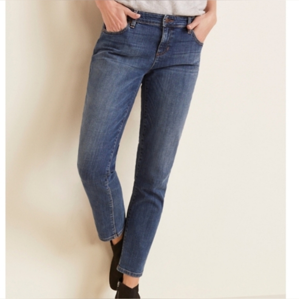 Eileen Fisher Stretch Organic Cotton Mid Rise Straight Leg Blue Jeans, Size 8